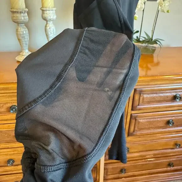 Lululemon Swift Speed High-Rise Tight 7/8 Black Size 6 - Picture 4 of 8